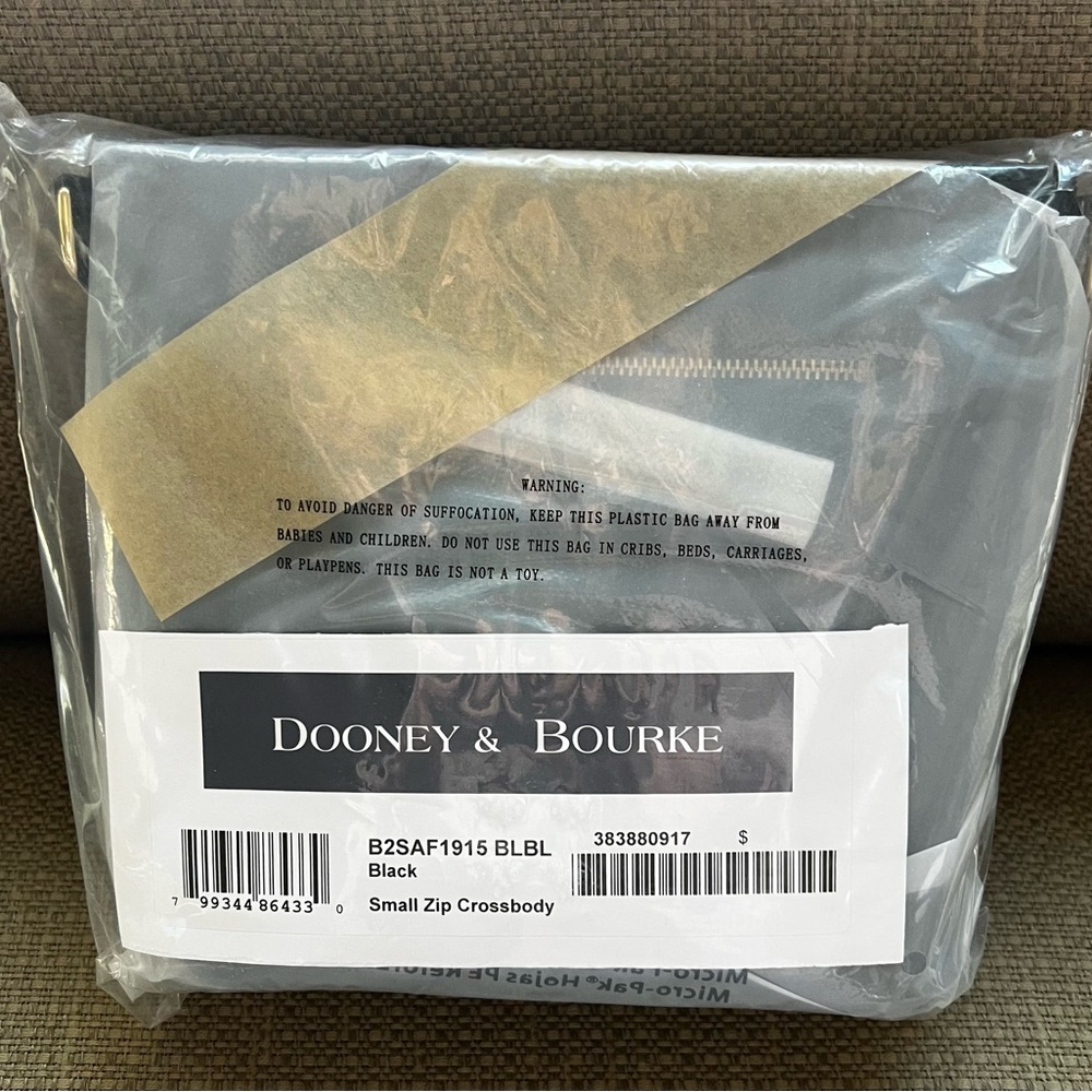 Dooney & Bourke Women’s Crossbody Leather NWT